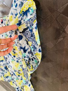 Floral V Neck Crop Top