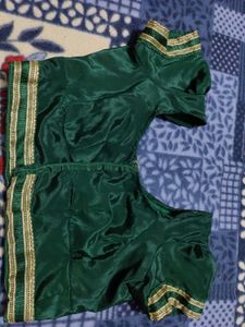Dark Green 💚 Saree