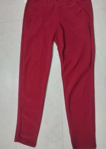 Chic Red Skinny Pants