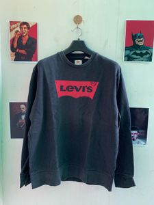 Levi&#39;s Graphic Sweatshirt