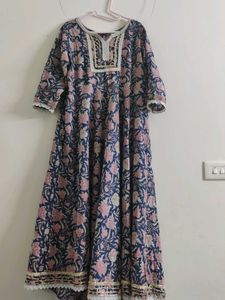 Elegant Floral Print Kurta with full length