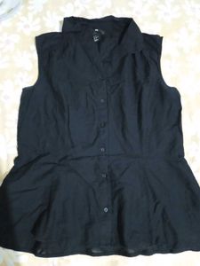 H&M Black Sleeveless Shirt