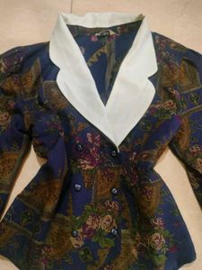 Vintage Madhuri Dixit Top🎡🎠🍇🍠