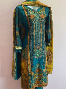 Pakistani New Kurta Set &amp; Dupatta