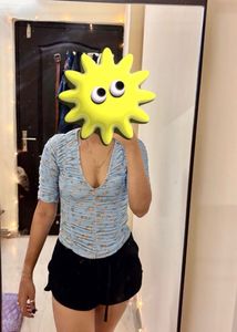 Zara Xs Deep v Top
