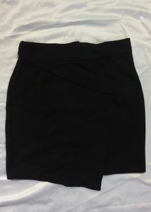 Chic HnM Black Mini Skirt