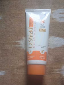 La Shield Sunscreen Gel