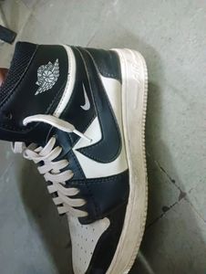 NIKE JORDAN  ( 1 Copy Shoesss) ✅