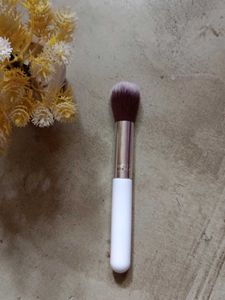 Makeup Brush - Foundation or Powder