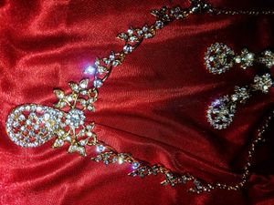 Sparkling Jewelry Set