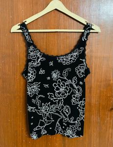 CHICO’S Travelers Preety Floral Top For Girls
