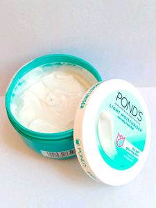 Pond's Light Moisturizer