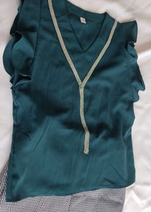 Green Ruffle Sleeve Top