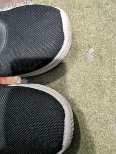 Bruton Black Sneakers