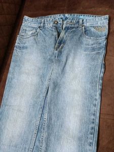 Light Wash Denim Jeans