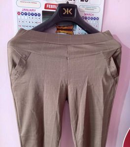 Stretchable  Check Jegging