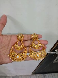 Earnings And Mang Tika Set With Hand Bracelet