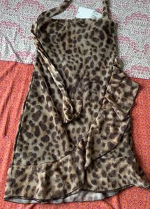 ZARA ANIMAL PRINT DRESS IN M SIZE