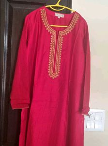 Elegant Red Embroidered Kurta