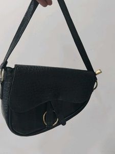 leather sling bag