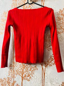 Fitted Red Top