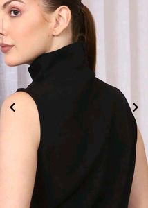 Chic Black Sleeveless Top totally new