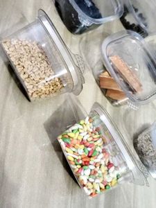 Assorted Spice &amp; Snack 10-Containers✨