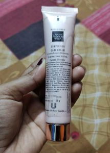 Lakme 9 To 5 CC Cream Honey Shade