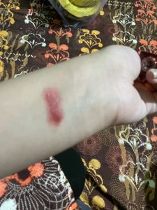 NEW MARS LIP TINT &amp; SWISS BEAUTY