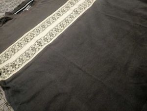 Graphic Print Tee