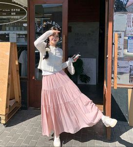 Soft Conquette Tier Skirt