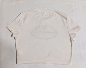 Urbanic Crop Tee 🪬