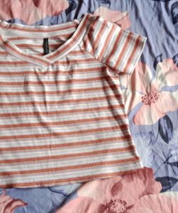 Striped Crop Top 🌸