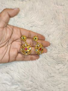 Elegant Gold Tone Earrings