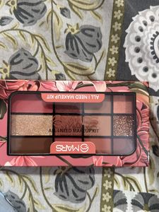 Eyeshadow Palette Highlighter N Blusher Inclusive