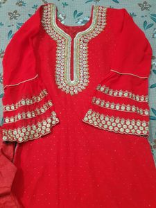 Red &amp; Gold Embellished Kurta Set