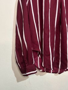 Striped V-Neck Long Sleeve Top