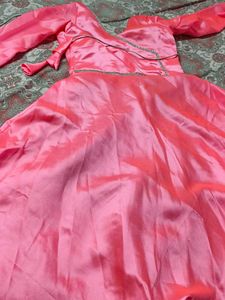 Elegant Pink Satin Party Dress