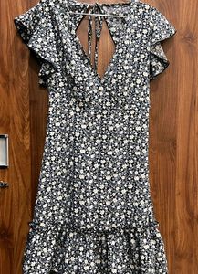 Urbanic Floral Tied Backless Frill Dress