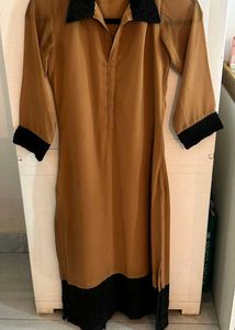 Straight Kurti With Lace Detailings Collar Neck