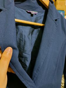 Ajio Navy Blue Full Sleeves Blazer