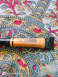 Huda color Pro Concealer+ insight blush+makeup bru