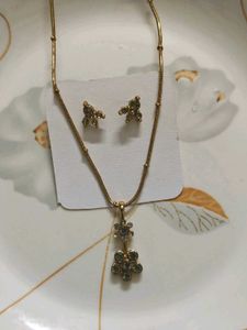 Olive Green Jewellery Set