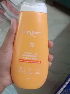 DOT &amp; KEY Body Lotion Vitamin C+ E