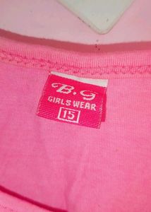 Casual Printed Women Black Top With Pink Tshirt