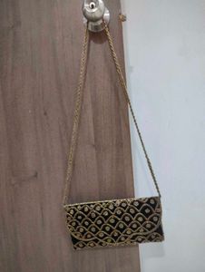 Embroidery Clutch 👜