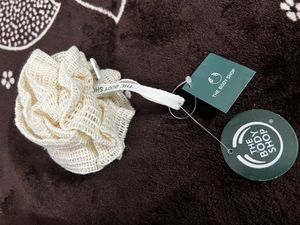 The Body Shop Bath Lily Large Ramie❤️