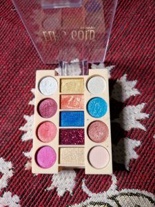 Elpis Gold Eyeshadow, Highlighter And Blush Combo