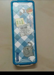 BOX FOR CHILDRENS TO KEEP PENS