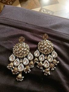 Elegant Kundan Chandelier Earrings